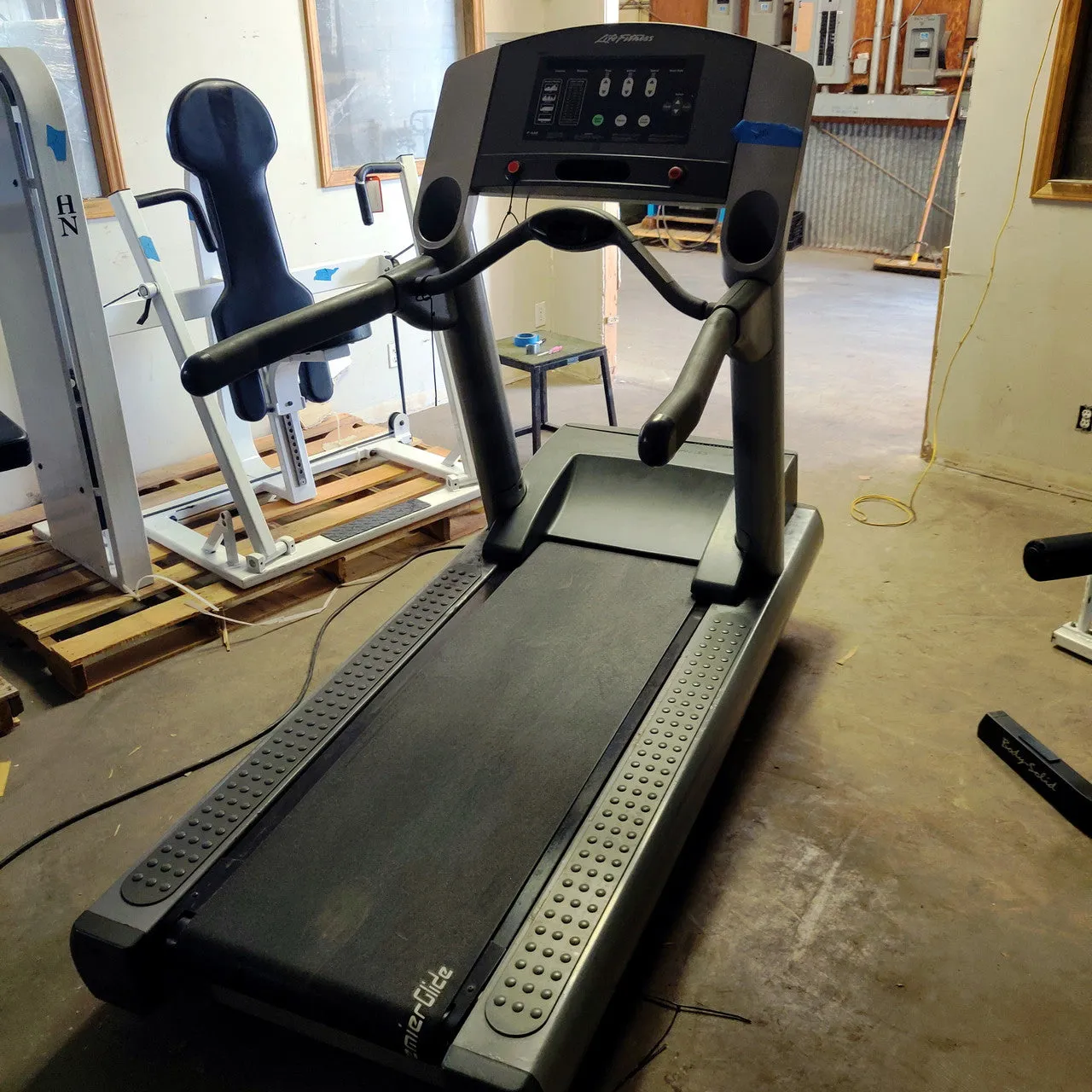 Life Fitness 93T Treadmill