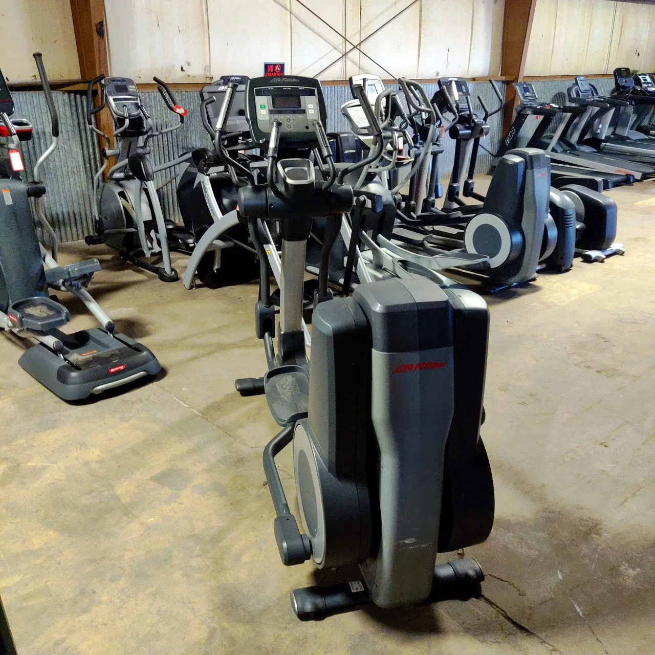 Life Fitness 95X Elliptical   (SKUP1847S)