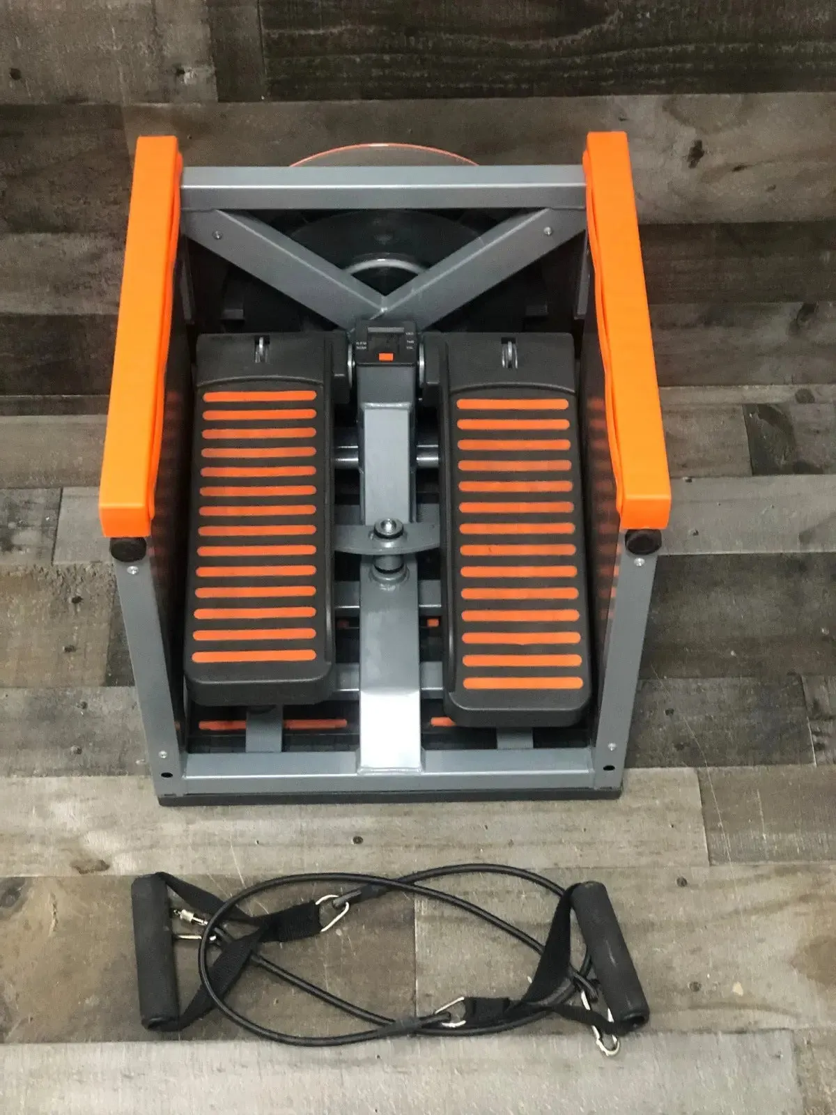 New Image Unisex's FITT Cube Total Body Workout, High Intensity Interval Training Machine, Accent Color Varies