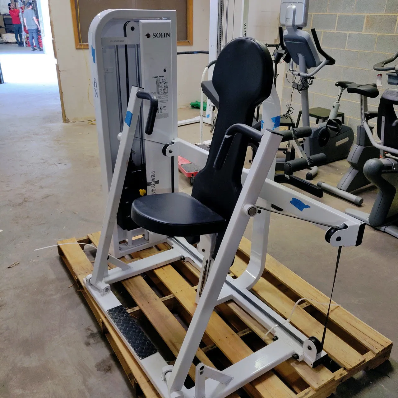 Sohn 7 Piece Strength Circuit Cable Tower/Leg Extension/Leg Curl/Ab/Lateral Raise/Bicep Curl/Chest Press