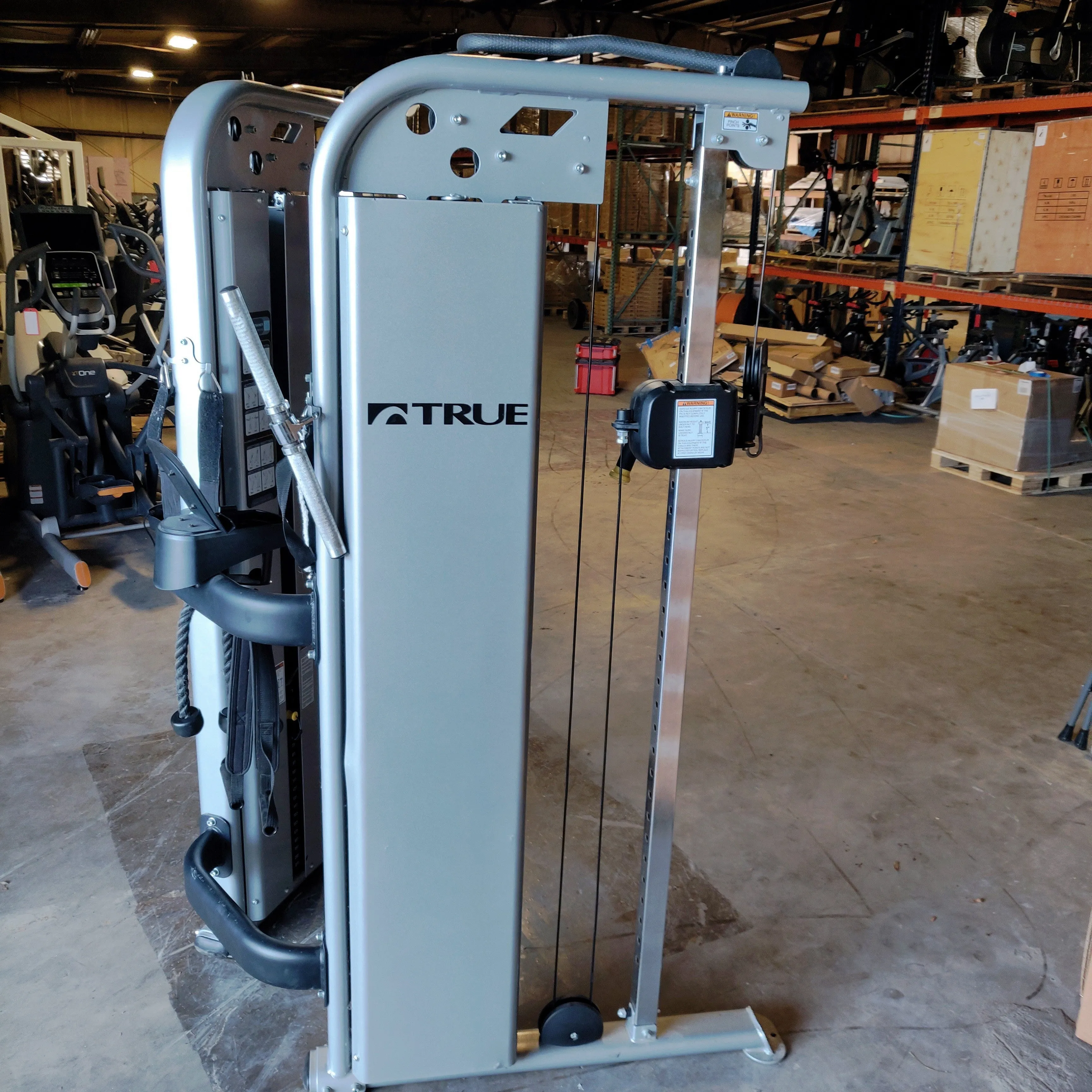 TRUE Fitness Functional Trainer SM-1000 Model with Attachments